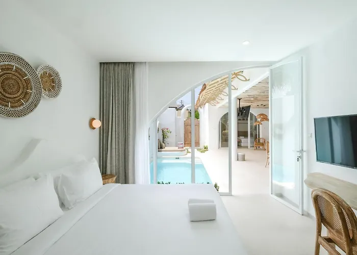 Sei Villa *